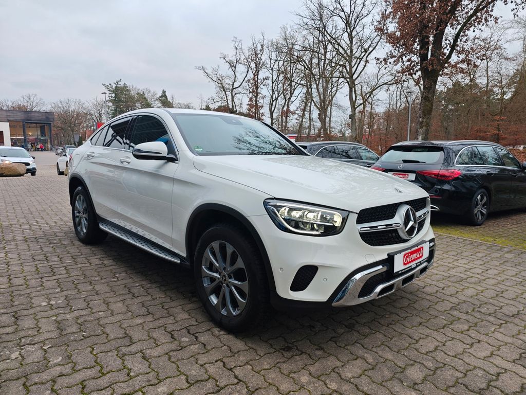 Mercedes-Benz GLC 300 2022