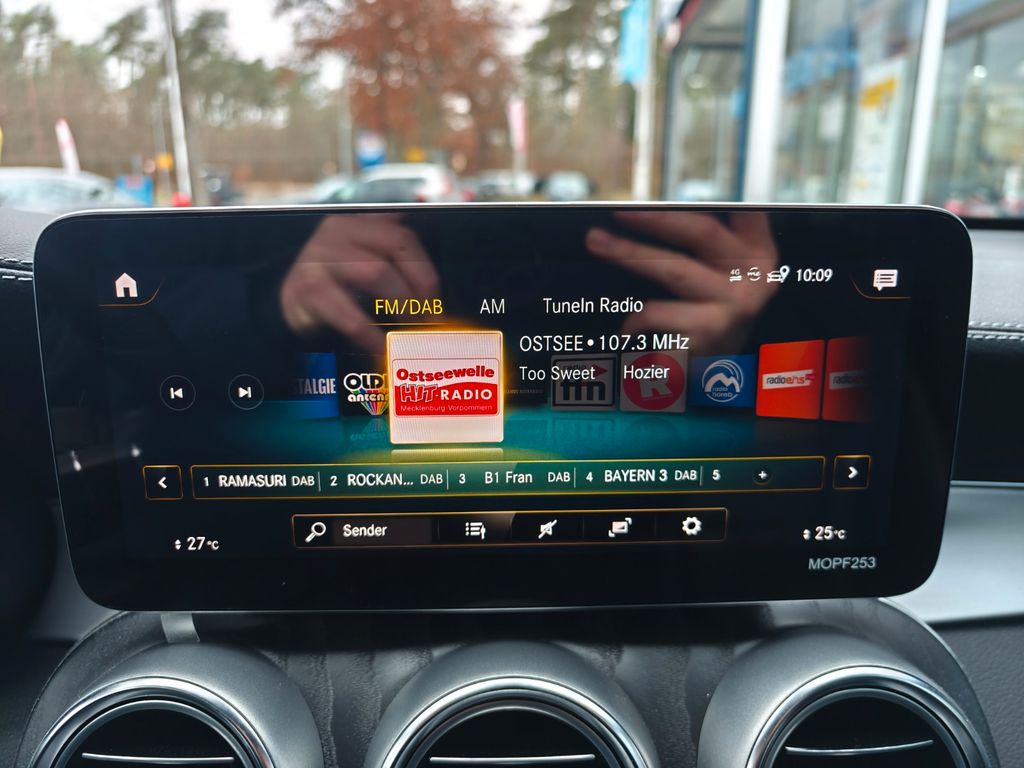 Mercedes-Benz GLC 300 2022