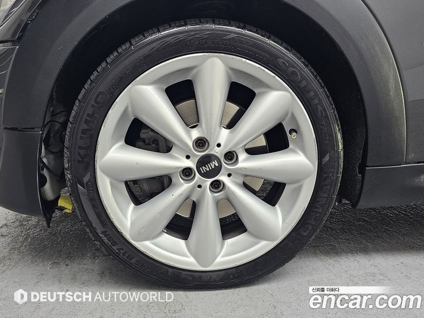 Mini Cooper Convertible 2012