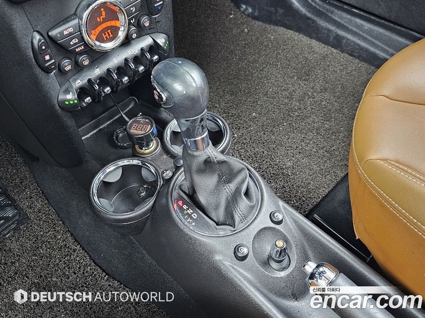 Mini Cooper Convertible 2012