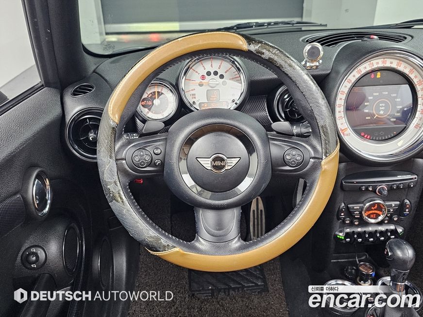 Mini Cooper Convertible 2012