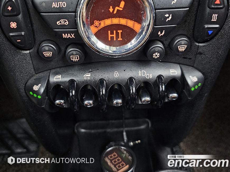 Mini Cooper Convertible 2012