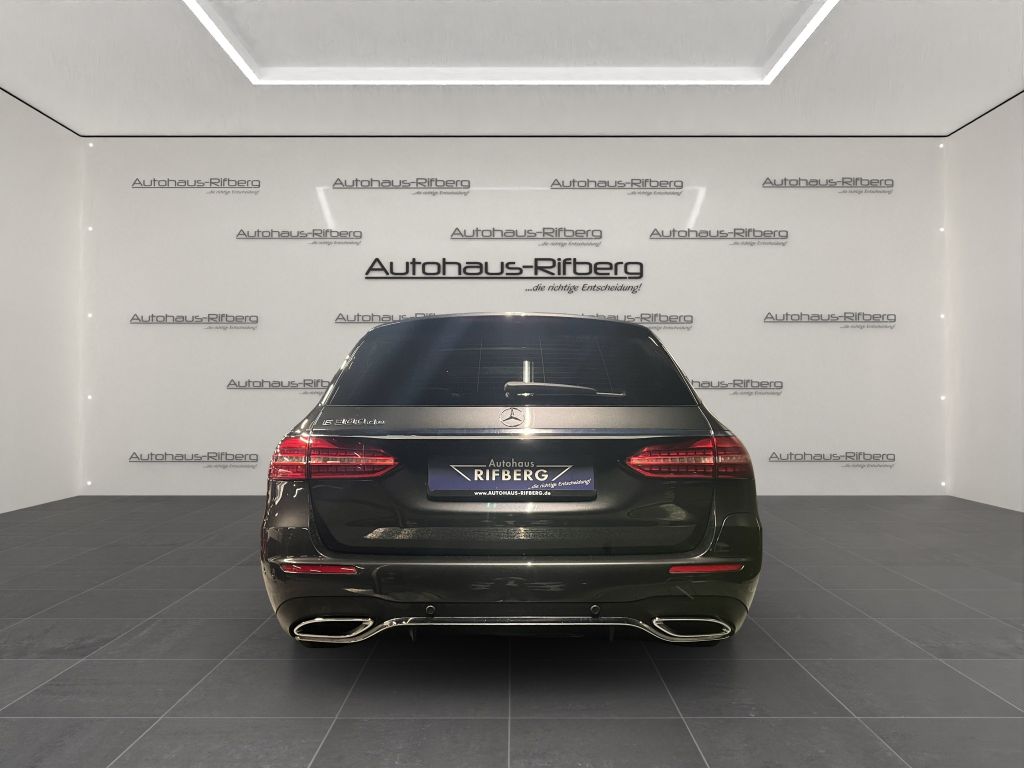 Mercedes-Benz E 300 2022