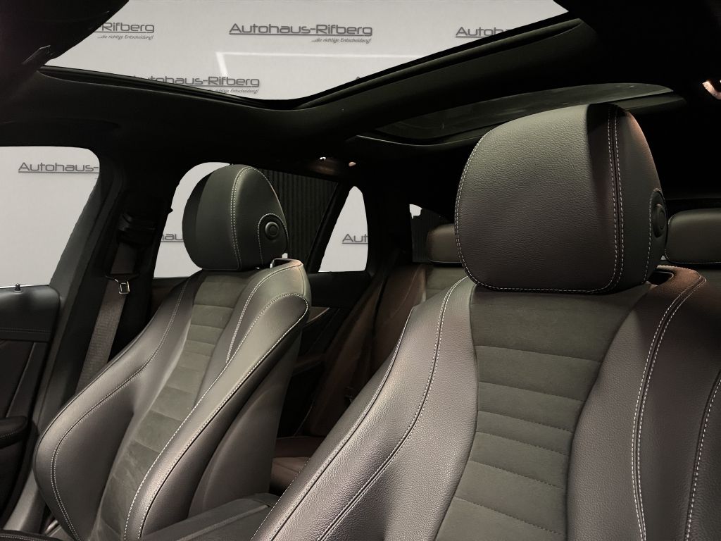 Mercedes-Benz E 300 2022