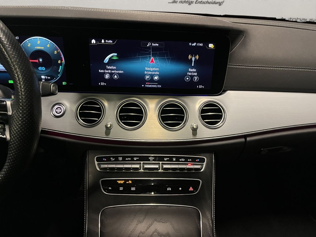 Mercedes-Benz E 300 2022