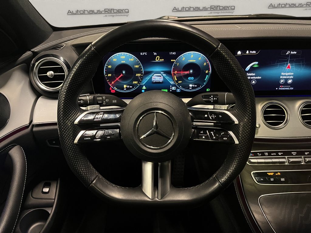 Mercedes-Benz E 300 2022