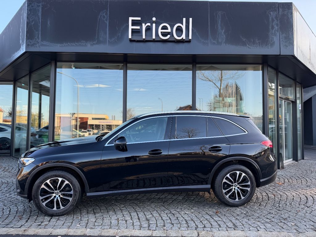 Mercedes-Benz GLC 220 2025