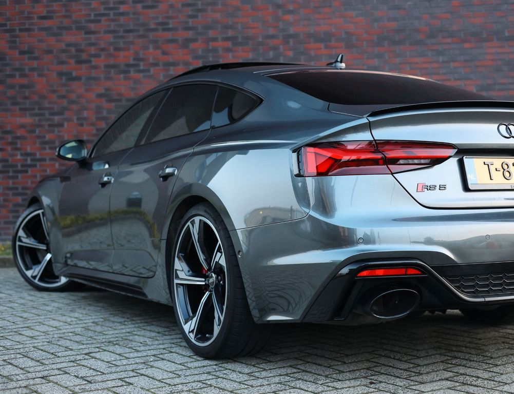 Audi RS5 2023
