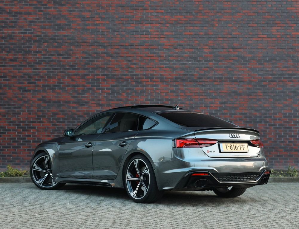 Audi RS5 2023