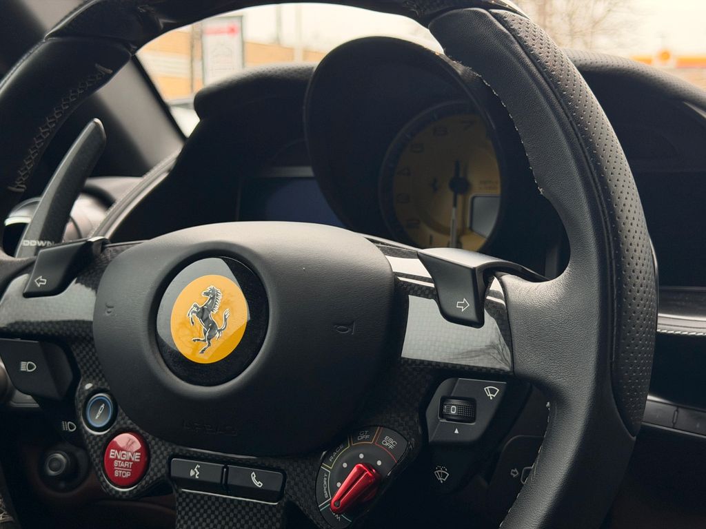 Ferrari 812 2021