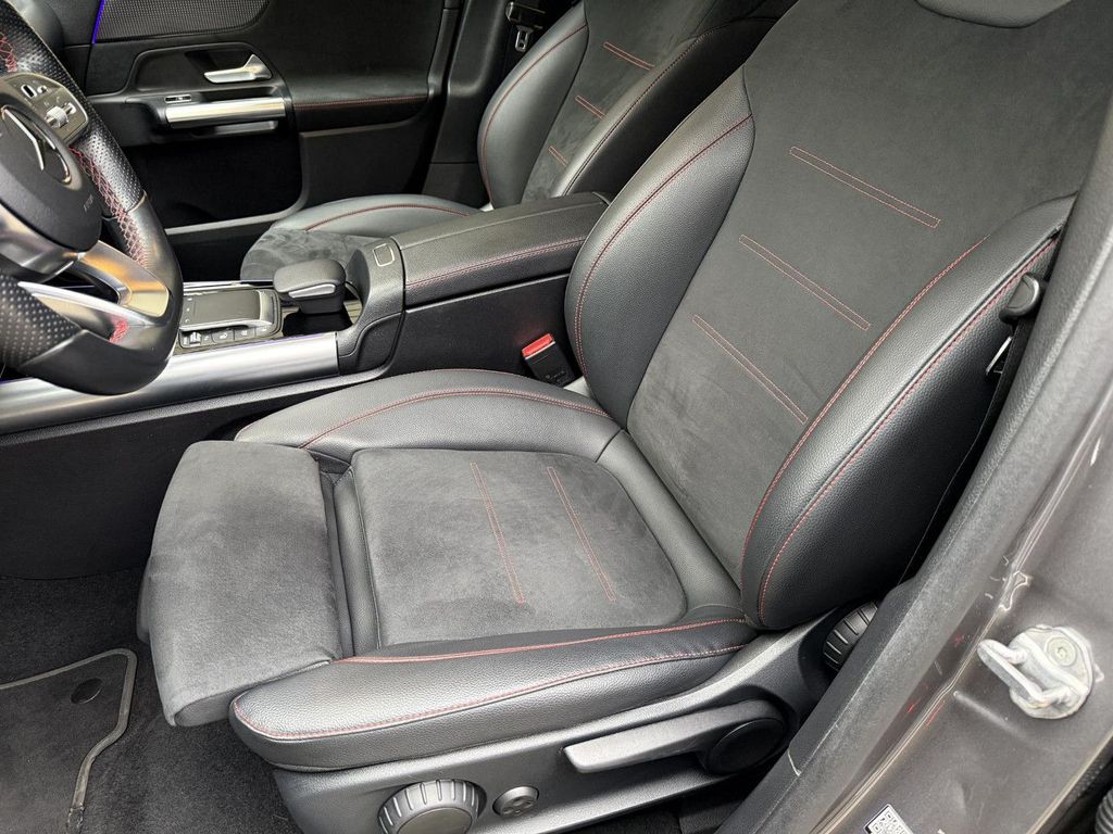 Mercedes-Benz EQA 2021