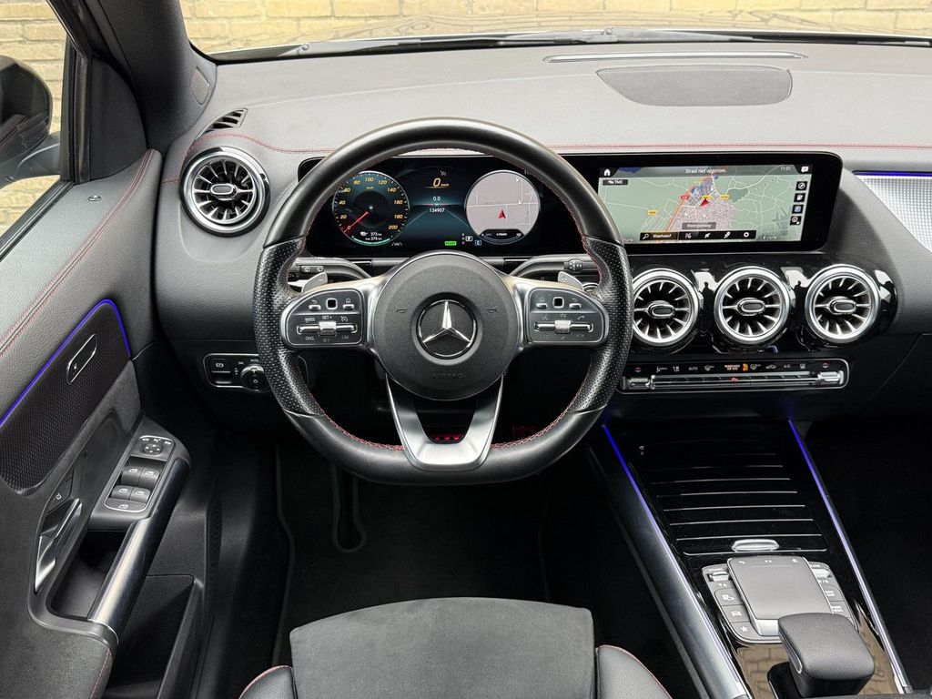 Mercedes-Benz EQA 2021