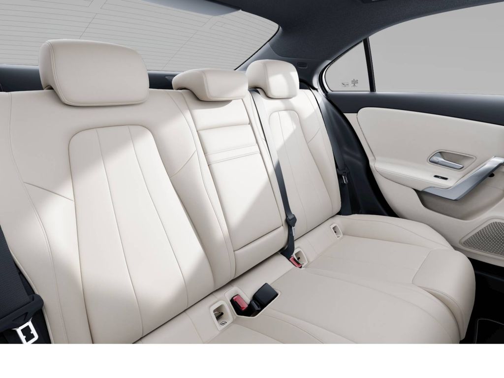 Mercedes-Benz A 180 2023