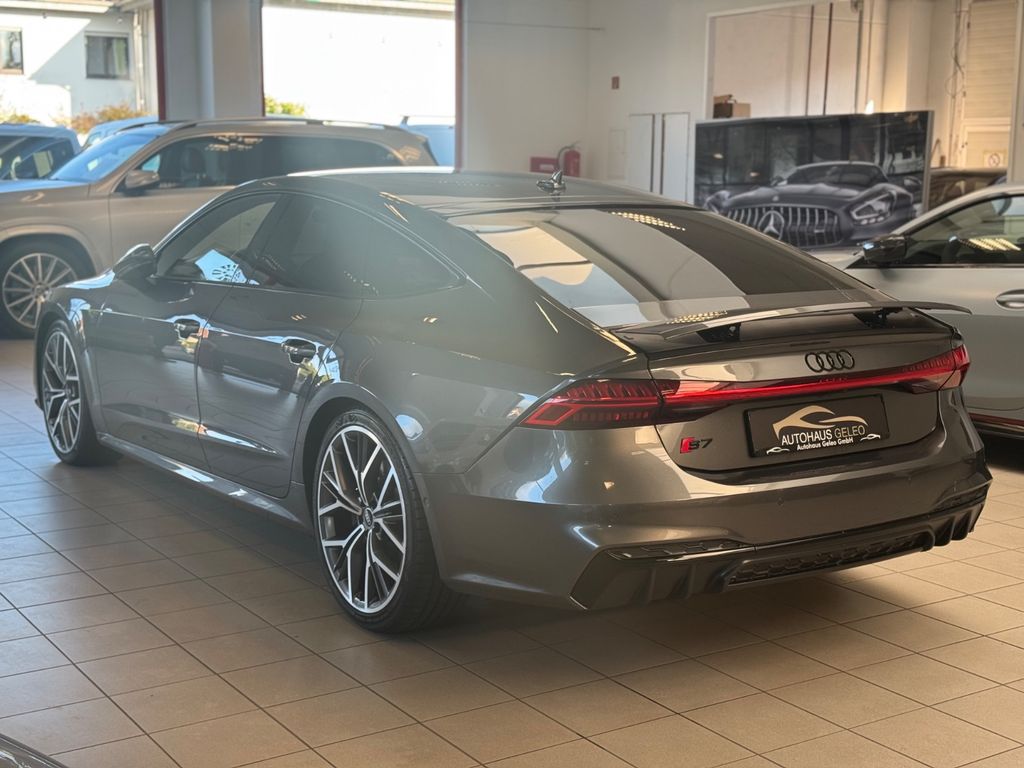 Audi S7 2023