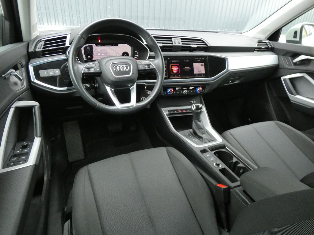 Audi Q3 2023