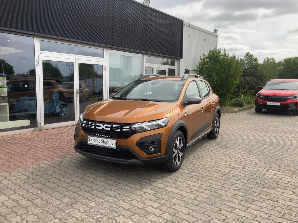 Dacia Sandero 2023