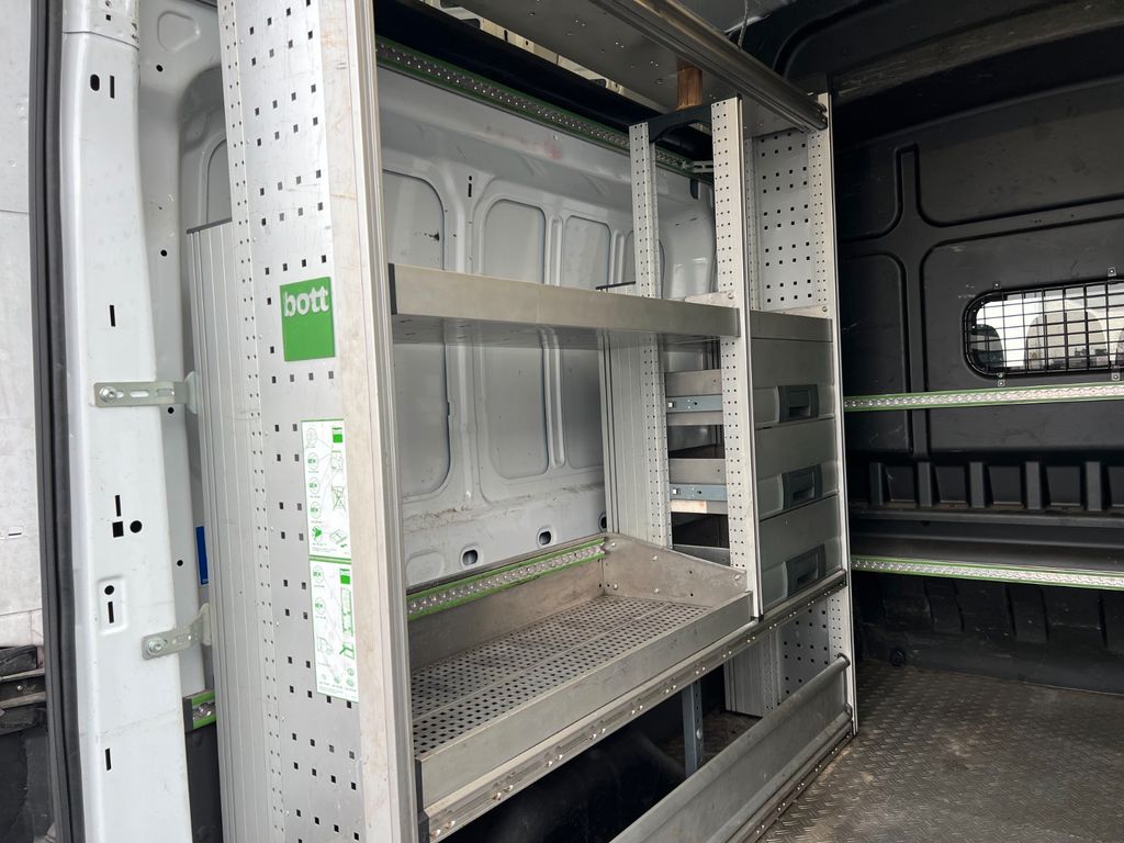 Ford Transit 2021
