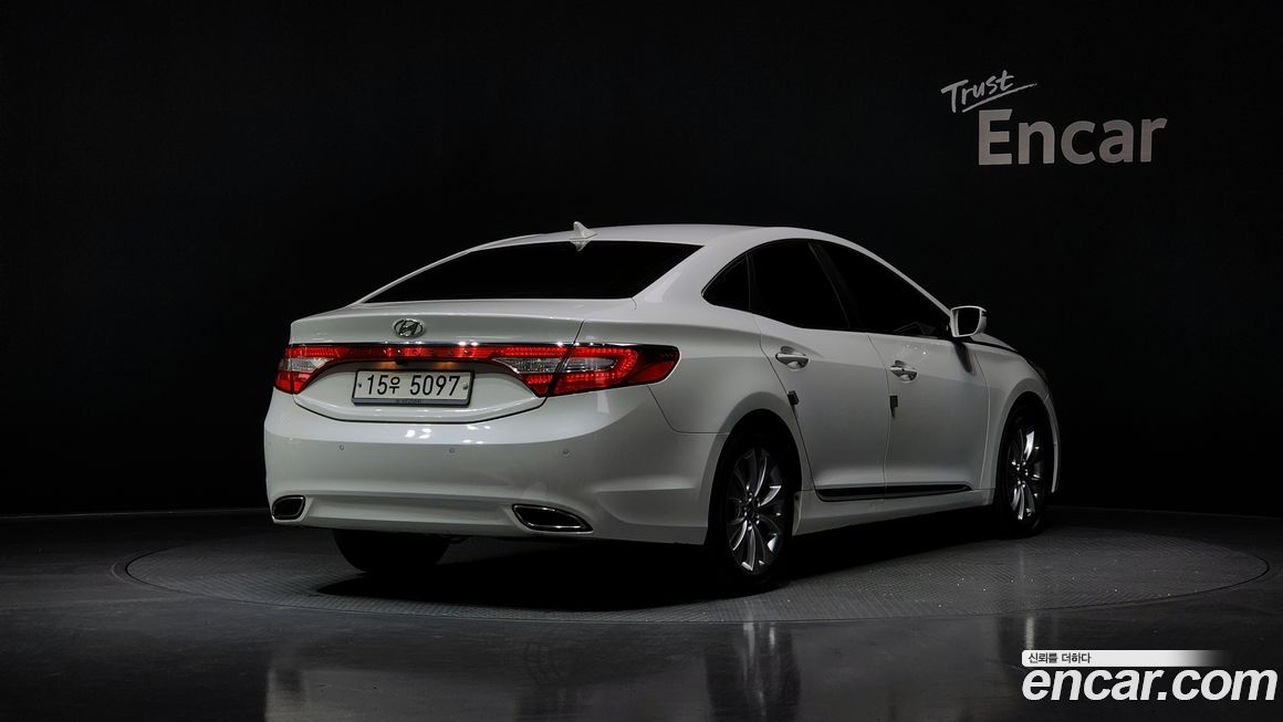 Hyundai Grandeur 2011