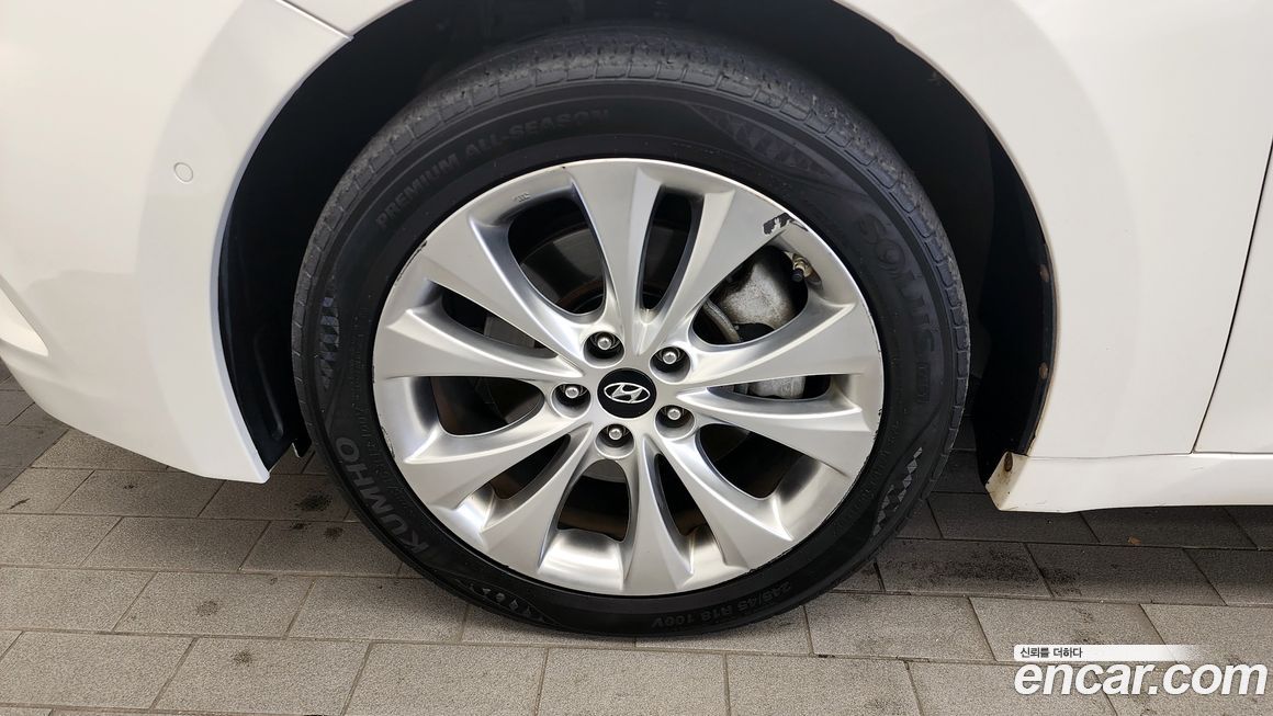 Hyundai Grandeur 2011