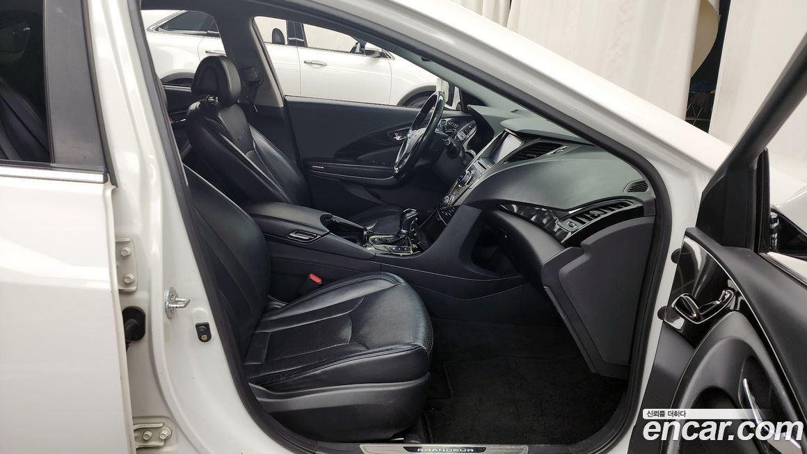 Hyundai Grandeur 2011