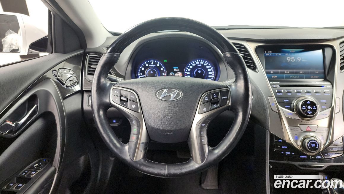 Hyundai Grandeur 2011