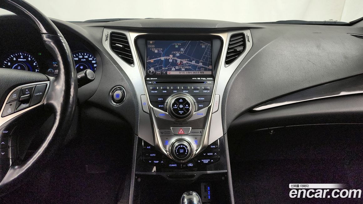 Hyundai Grandeur 2011