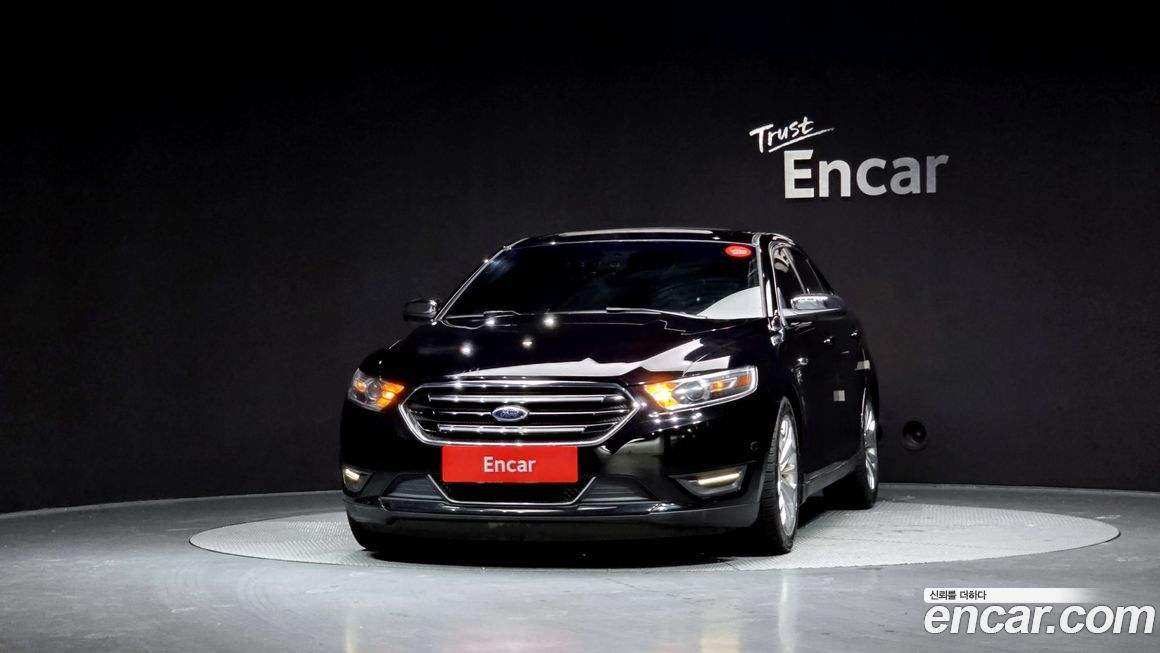 Ford Taurus 2016