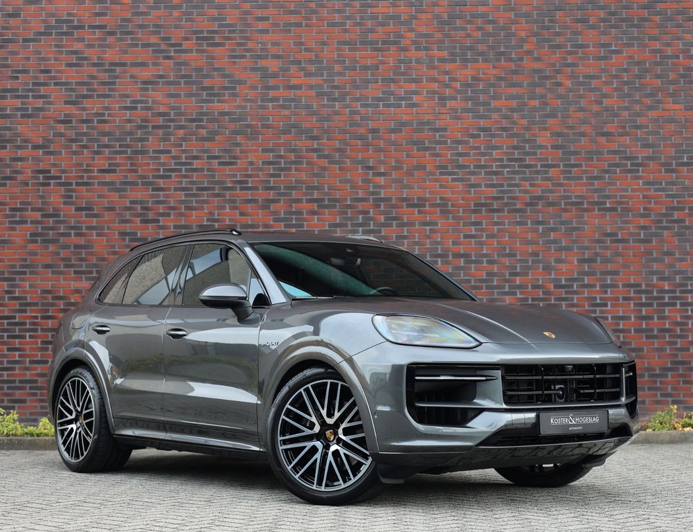 Porsche Cayenne 2025