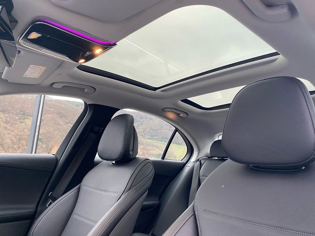 Mercedes-Benz C 300 2024