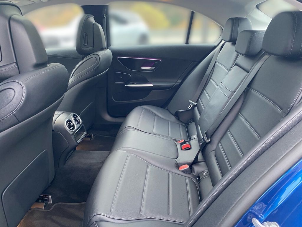 Mercedes-Benz C 300 2024