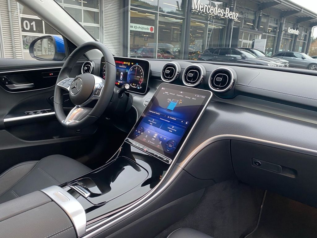Mercedes-Benz C 300 2024