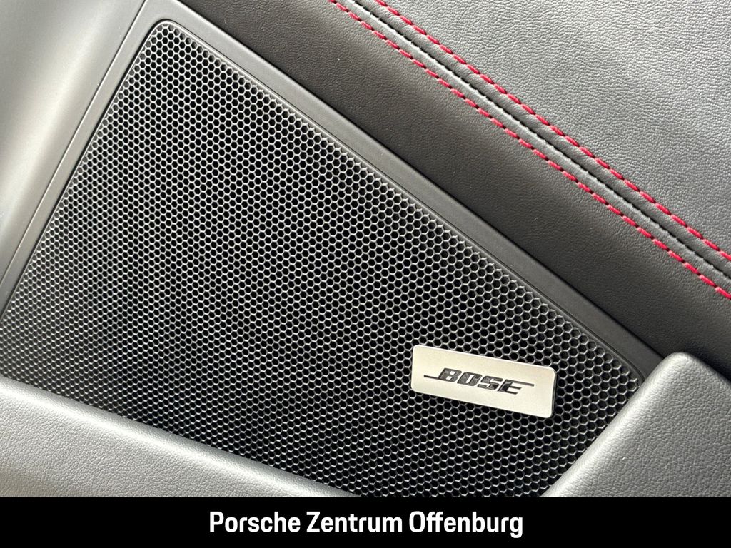 Porsche 992 2025