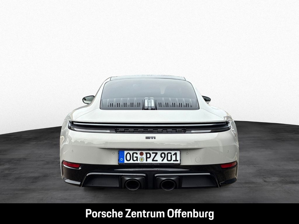 Porsche 992 2025