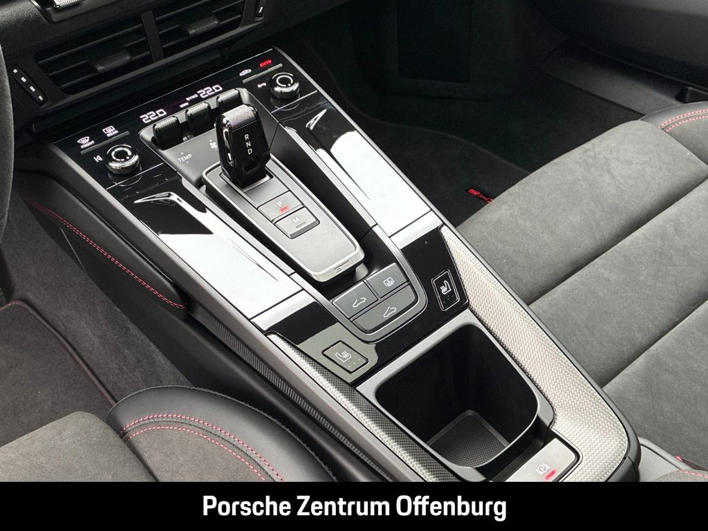 Porsche 992 2025