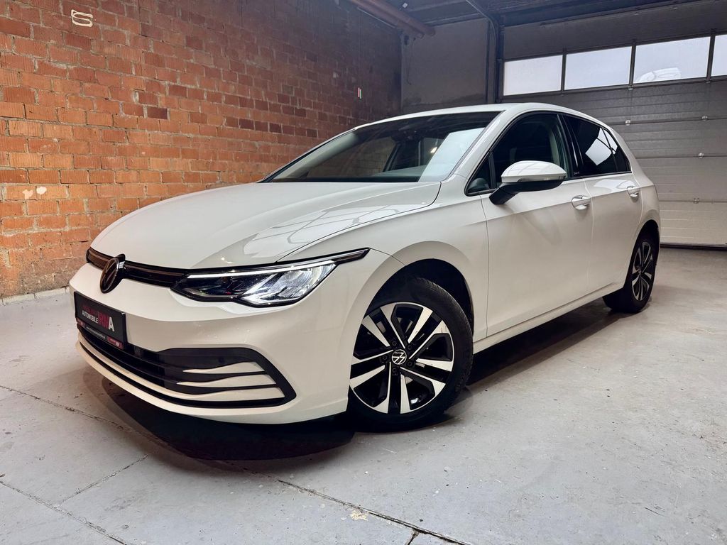 Volkswagen Golf 2021