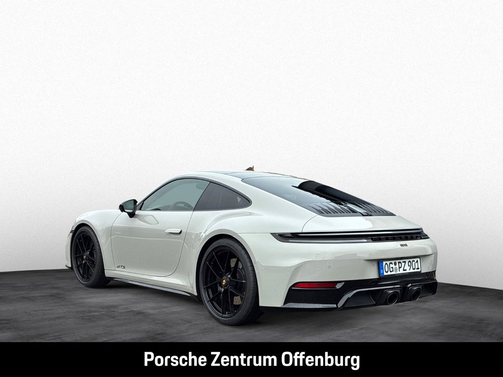 Porsche 992 2025