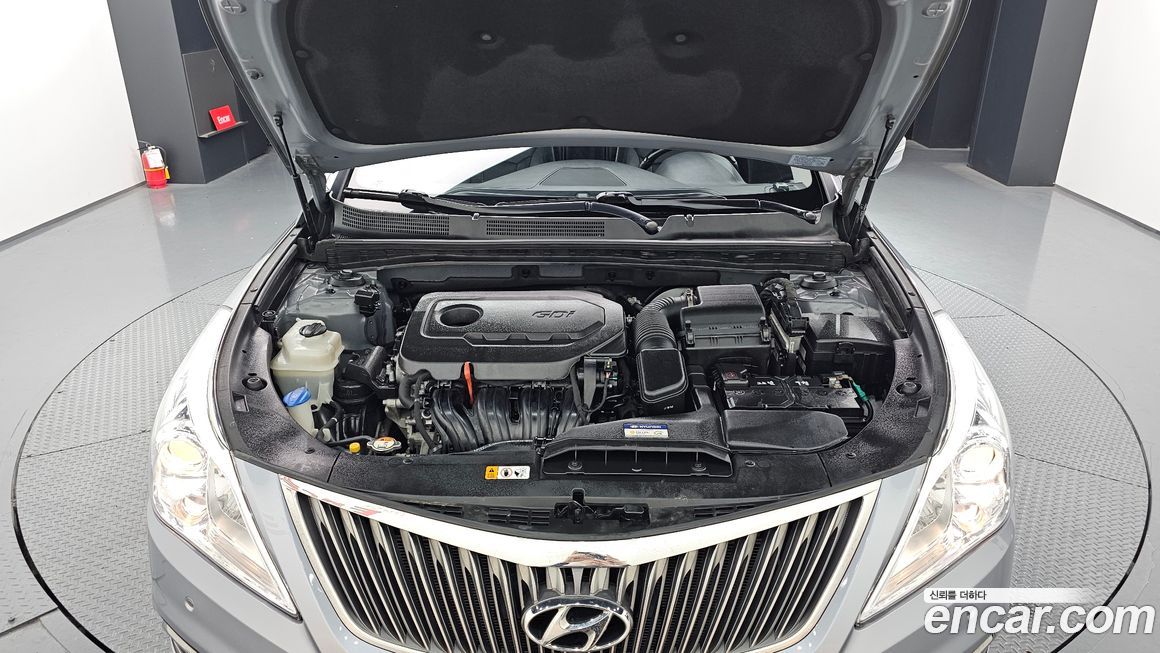 Hyundai Grandeur 2016