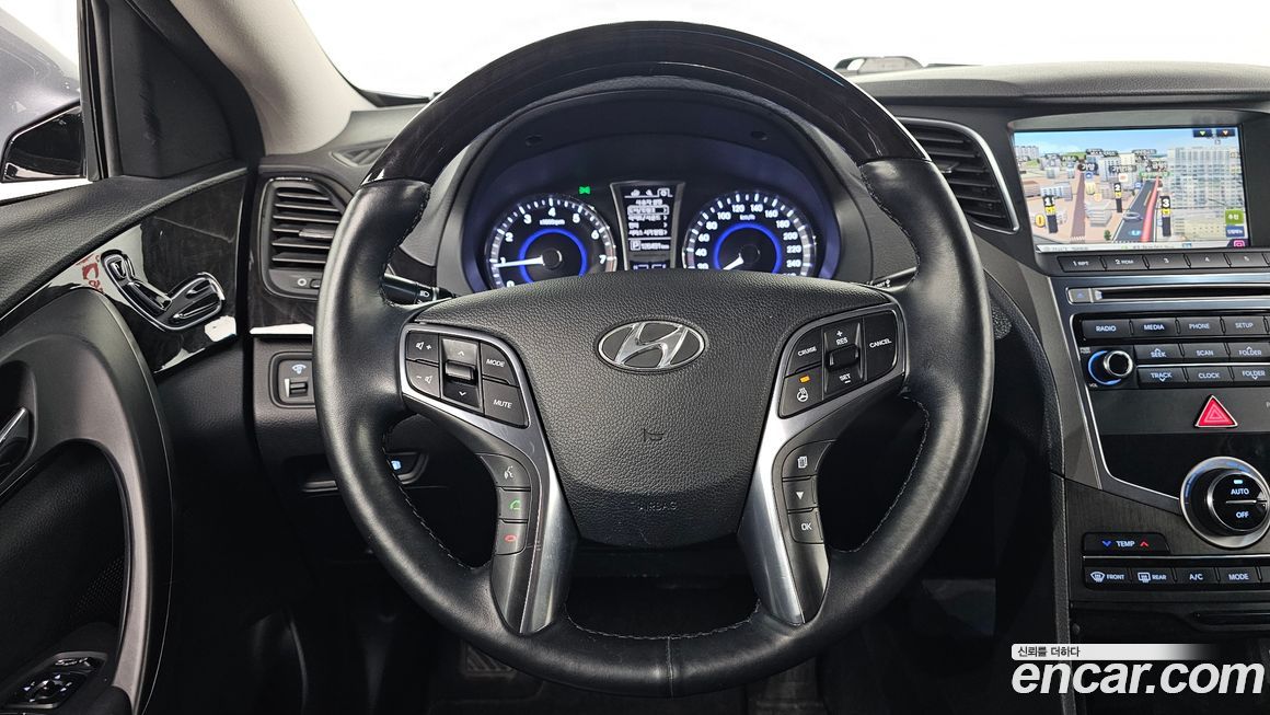 Hyundai Grandeur 2016