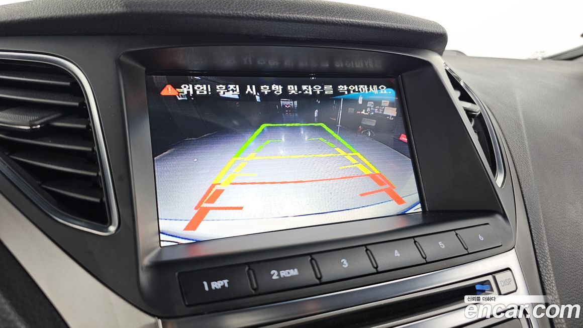 Hyundai Grandeur 2016