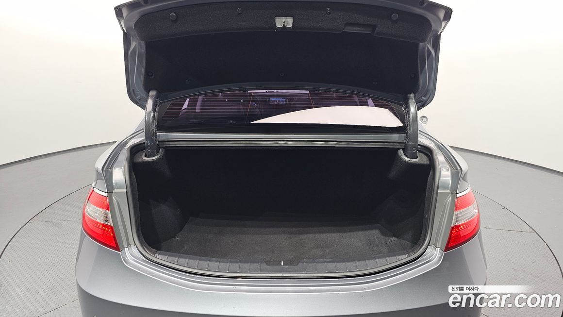 Hyundai Grandeur 2016