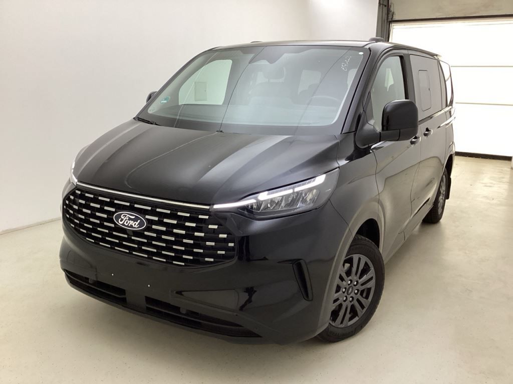 Ford Tourneo Custom 2025