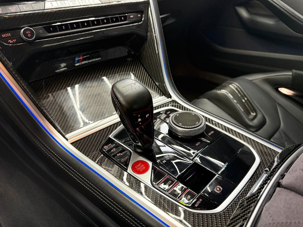 BMW M8 2021