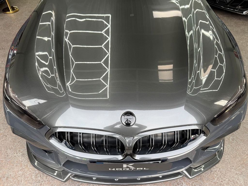 BMW M8 2021