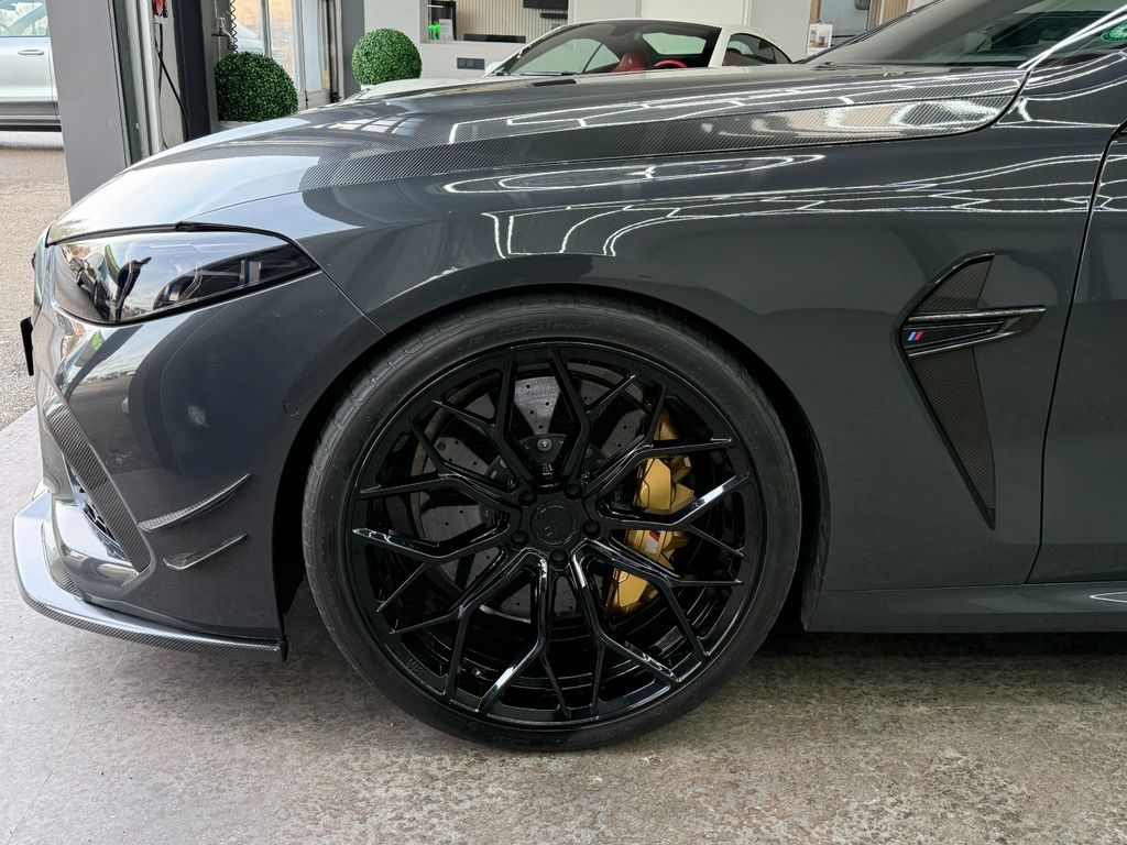 BMW M8 2021