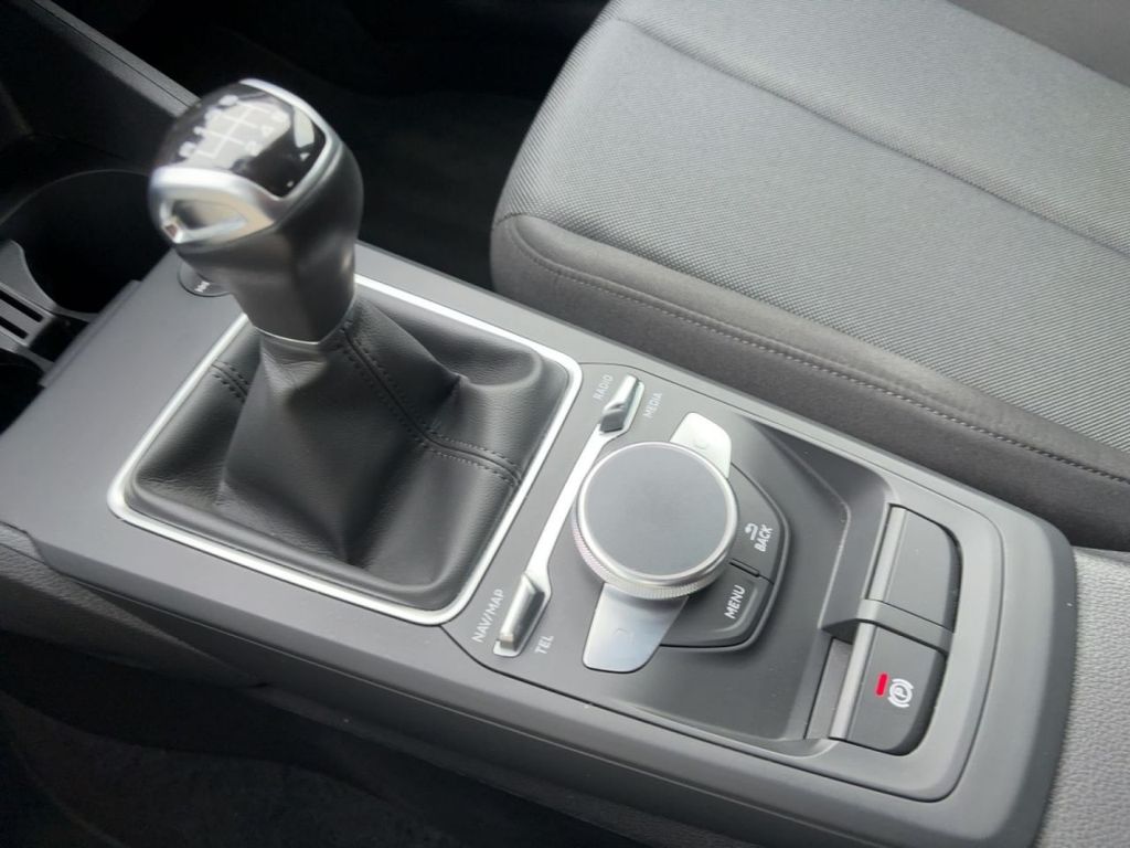 Audi Q2 2023