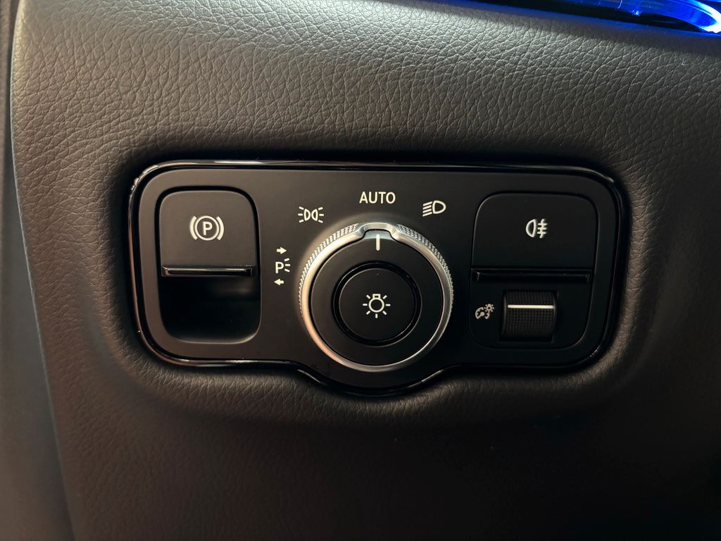 Mercedes-Benz EQV 2024