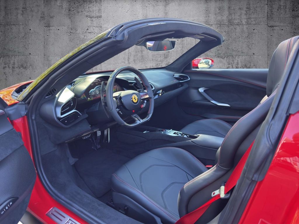 Ferrari 296 GTS 2025