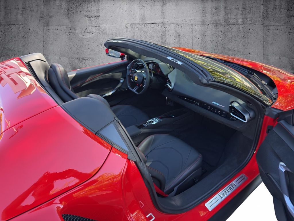 Ferrari 296 GTS 2025