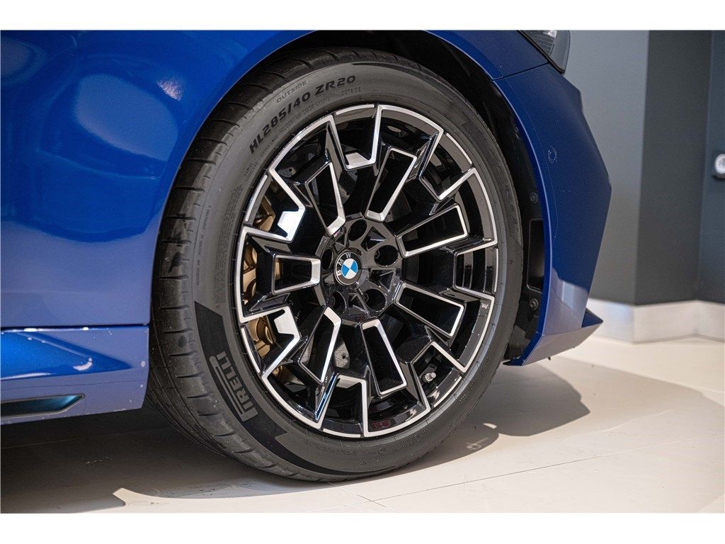 BMW M5 2024