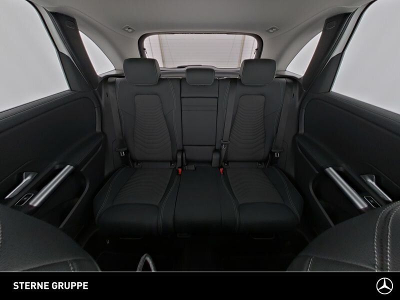 Mercedes-Benz B 220 2024